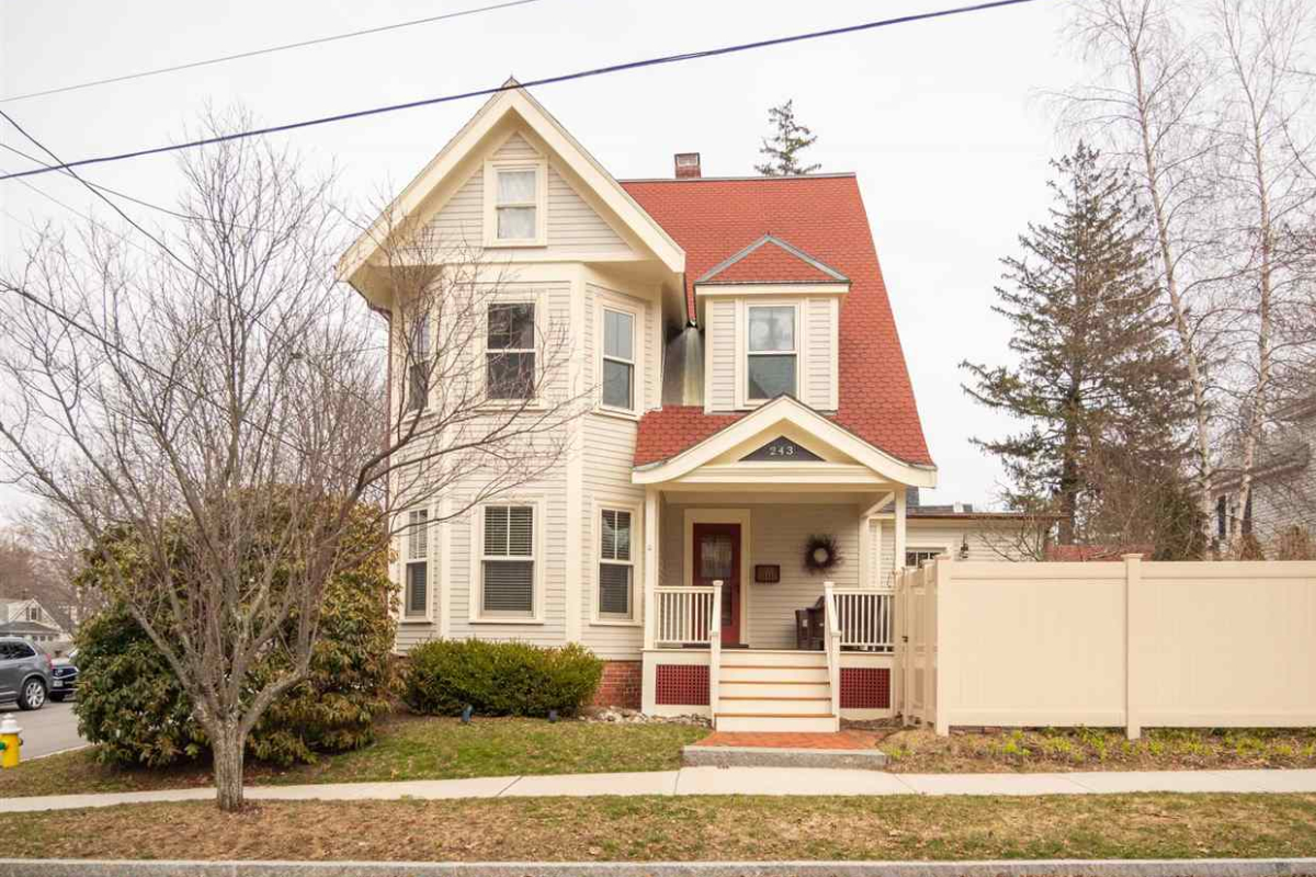 10 Social Media Post Ideas for Real Estate Professionals